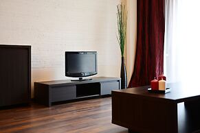 Angel Plaza Apartments