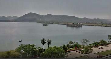 Regenta Central Jal Mahal, Jaipur
