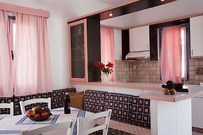 Cybele Suites & Apartments