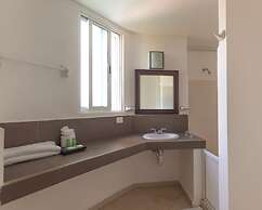 Las Gaviotas Hotel & Suites