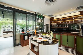 Hotel Amber Sukhumvit 85