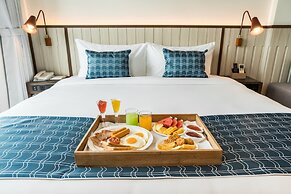 Hotel Amber Sukhumvit 85