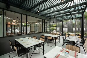 Hotel Amber Sukhumvit 85