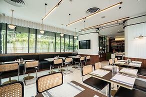 Hotel Amber Sukhumvit 85