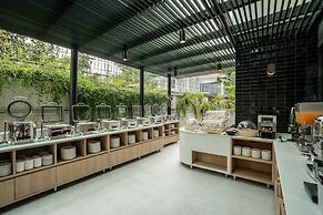 Hotel Amber Sukhumvit 85