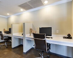 Comfort Suites near Westchase on Beltway 8