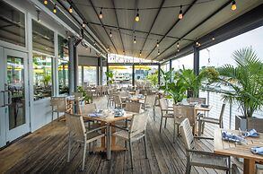 The Boathouse Waterfront Hotel & Marina