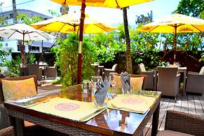 Esprit Libre Restaurant and Guest House