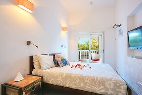 Esprit Libre Restaurant and Guest House