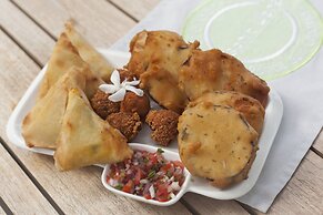 Esprit Libre Restaurant and Guest House