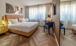 Jacob Shenkin Hotel
