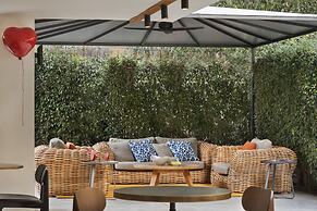 Jacob Shenkin Hotel
