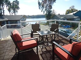 Bayside Inn & Waterfront Suites