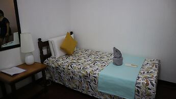 Lolo Oyong Pension House