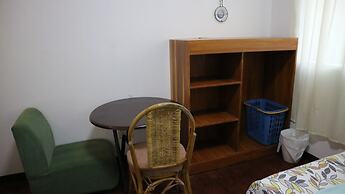 Lolo Oyong Pension House