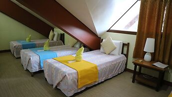 Lolo Oyong Pension House