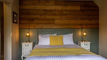 The Poacher Inn