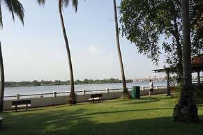 Riverside Serviced Apartments