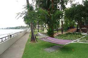 Riverside Serviced Apartments