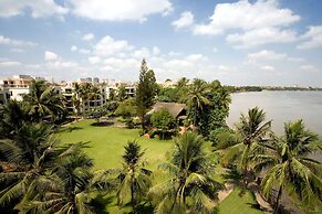 Riverside Serviced Apartments