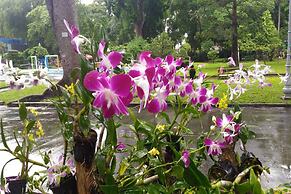 Riverside Serviced Apartments