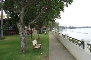 Riverside Serviced Apartments