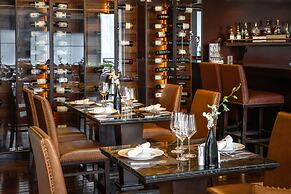 Paradise Suites Hotel