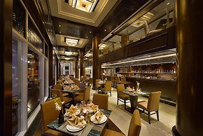 Paradise Suites Hotel