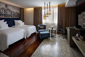 Paradise Suites Hotel