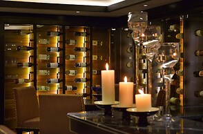 Paradise Suites Hotel