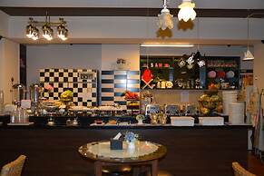 FunStay Inn Guesthouse