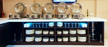 The Golden Plaza Hotel & Spa