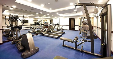 The Golden Plaza Hotel & Spa