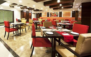 The Golden Plaza Hotel & Spa