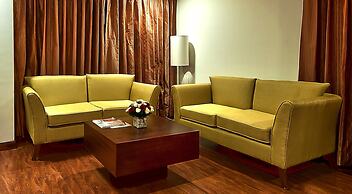 The Golden Plaza Hotel & Spa