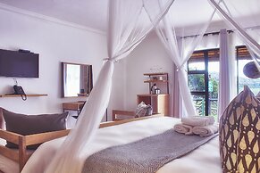 LIONSROCK Big Cat Sanctuary