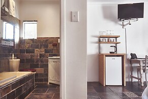 LIONSROCK Big Cat Sanctuary