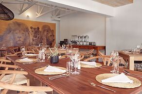 LIONSROCK Big Cat Sanctuary