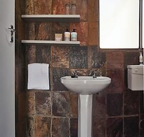 LIONSROCK Big Cat Sanctuary