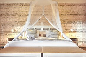 LIONSROCK Big Cat Sanctuary