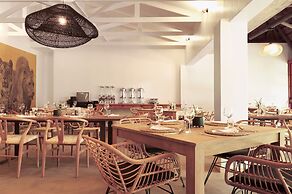 LIONSROCK Big Cat Sanctuary