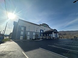 Holiday Inn Express & Suites, Caryville by IHG