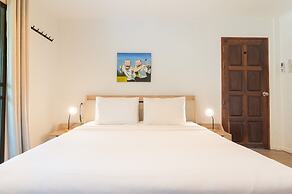 Dolphin Bay Beach Resort