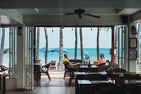 Dolphin Bay Beach Resort