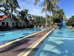 Dolphin Bay Beach Resort