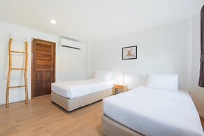 Dolphin Bay Beach Resort