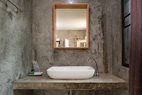 Dolphin Bay Beach Resort