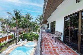 Dolphin Bay Beach Resort