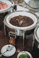 Dolphin Bay Beach Resort