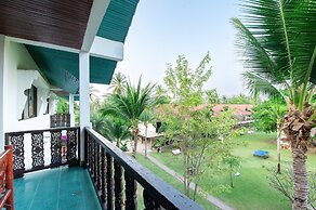 Dolphin Bay Beach Resort